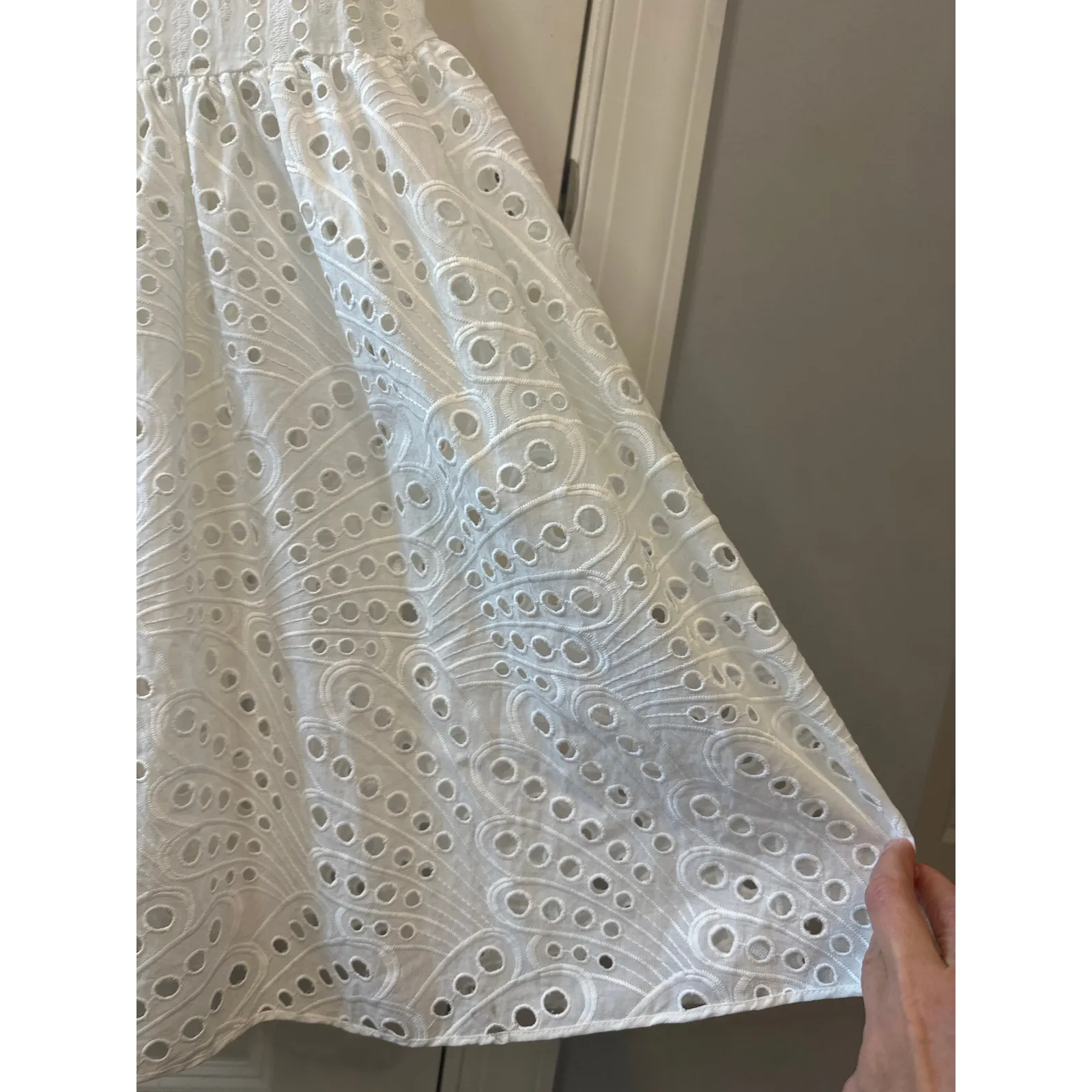 Charo Ruiz Ibiza Isabella White Eyelet Off Shoulder Maxi Dress Size Small - Image 7