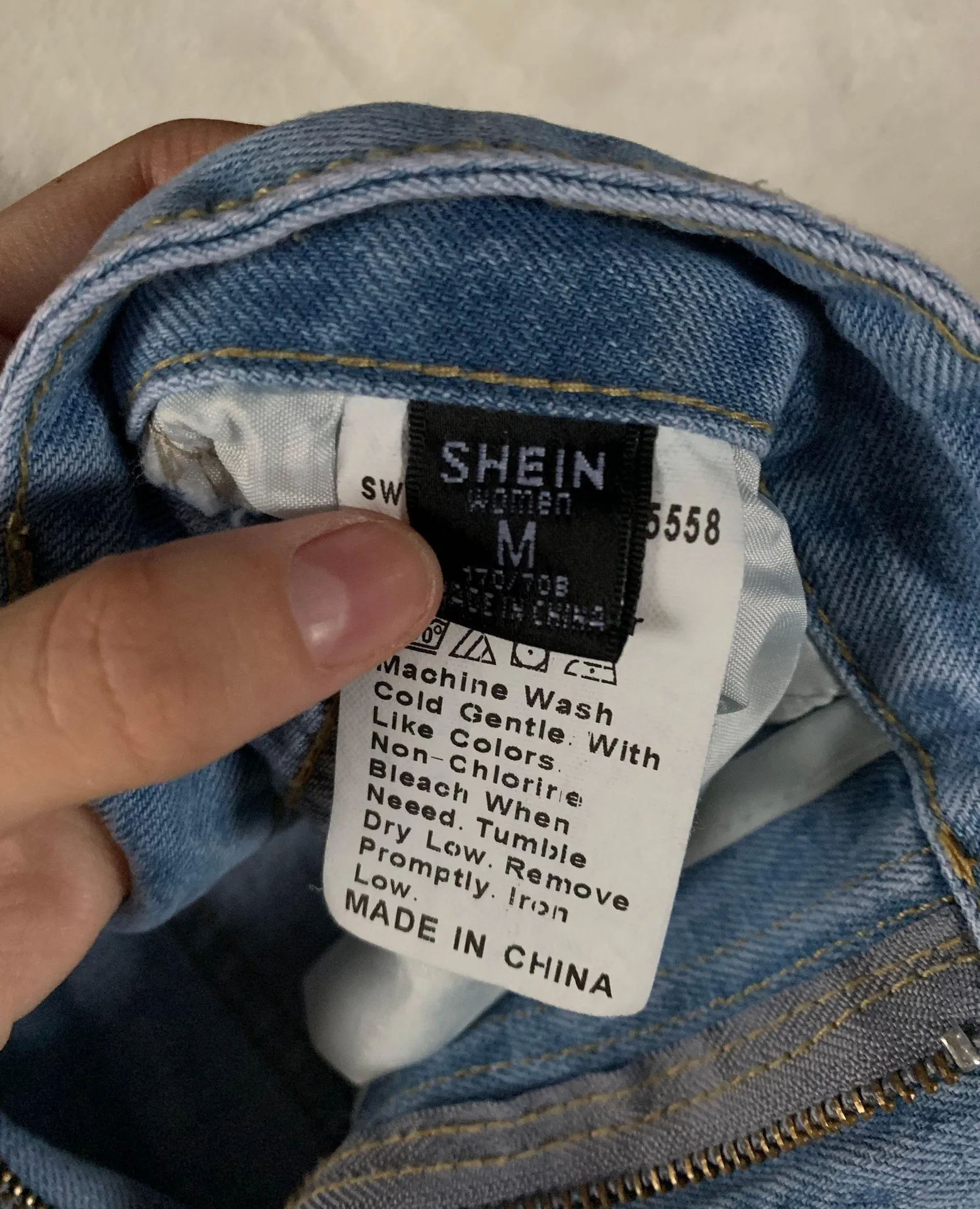 SheIn High Rise Mom Jeans - Image 6