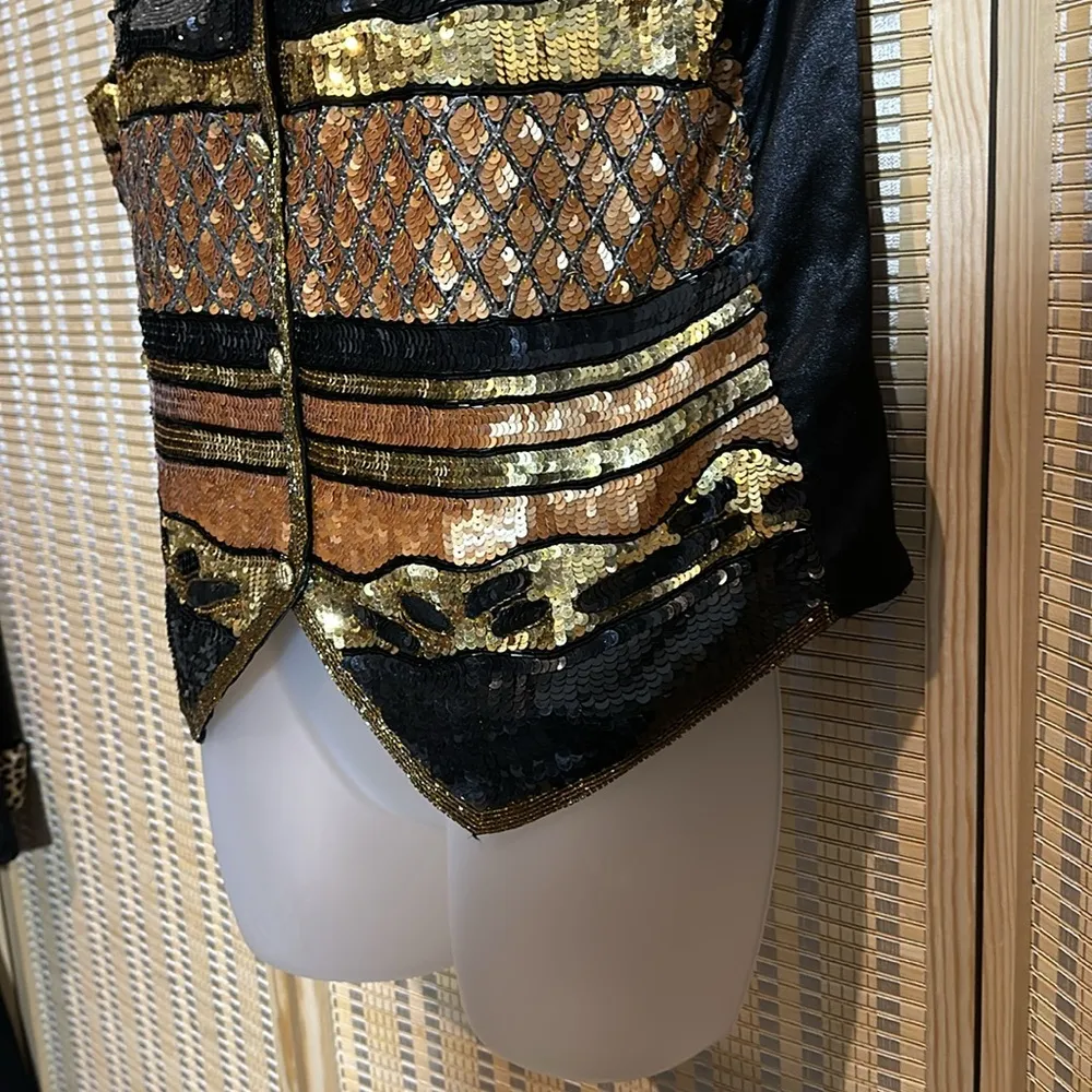 Modi Vintage 1980s or 1990s Gold Black Sequined and Beaded Silk Vest Medium - Image 5