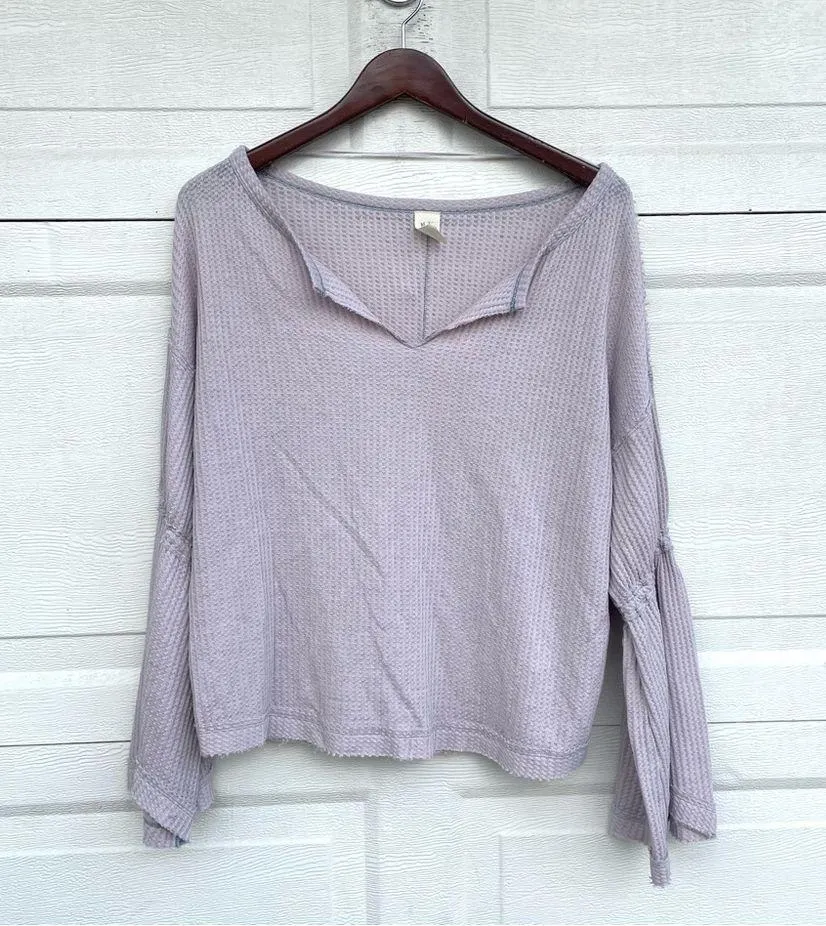 We The Free Womens Shirt Dahlia Lavender Flared Sleeve Thermal V-Neck Small - Image 3