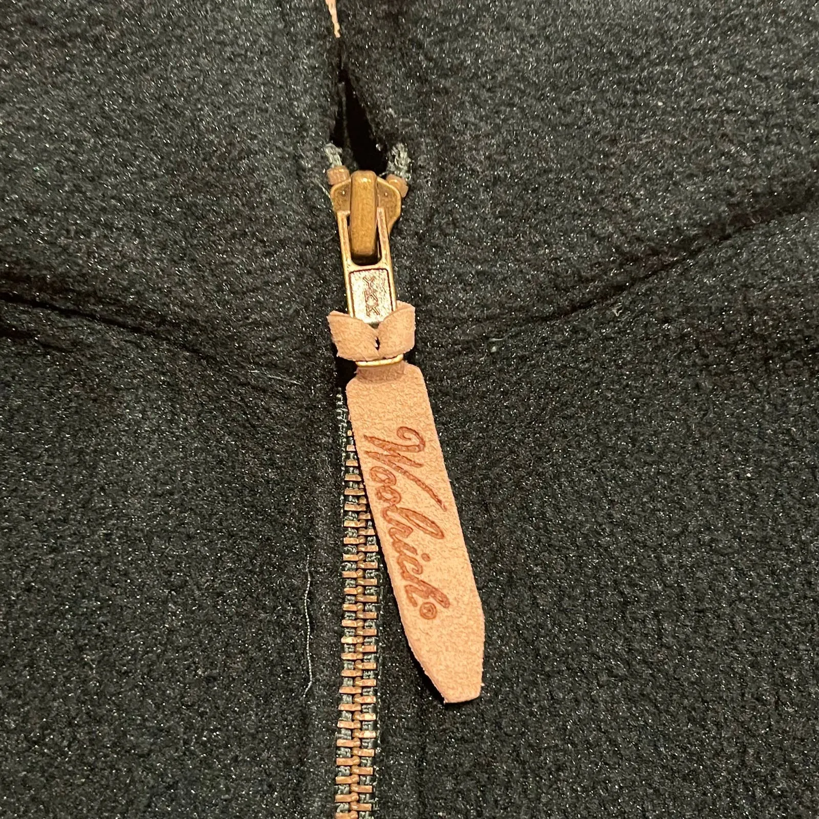 Vintage Woolrich XL Women’s Green Full‎ Zip Outdoor Fleece Vest 2000’s - Image 7