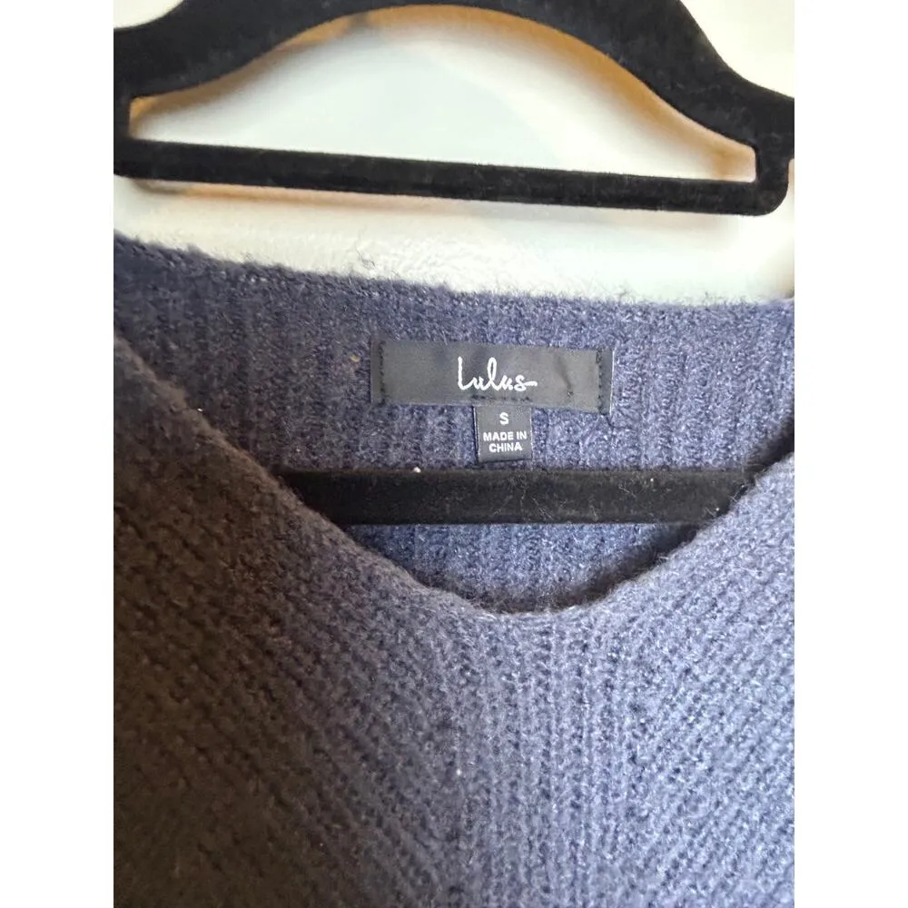 Lulus Oversized V Neck Sweater in Size Small Navy Closet Staple Basic - Image 3