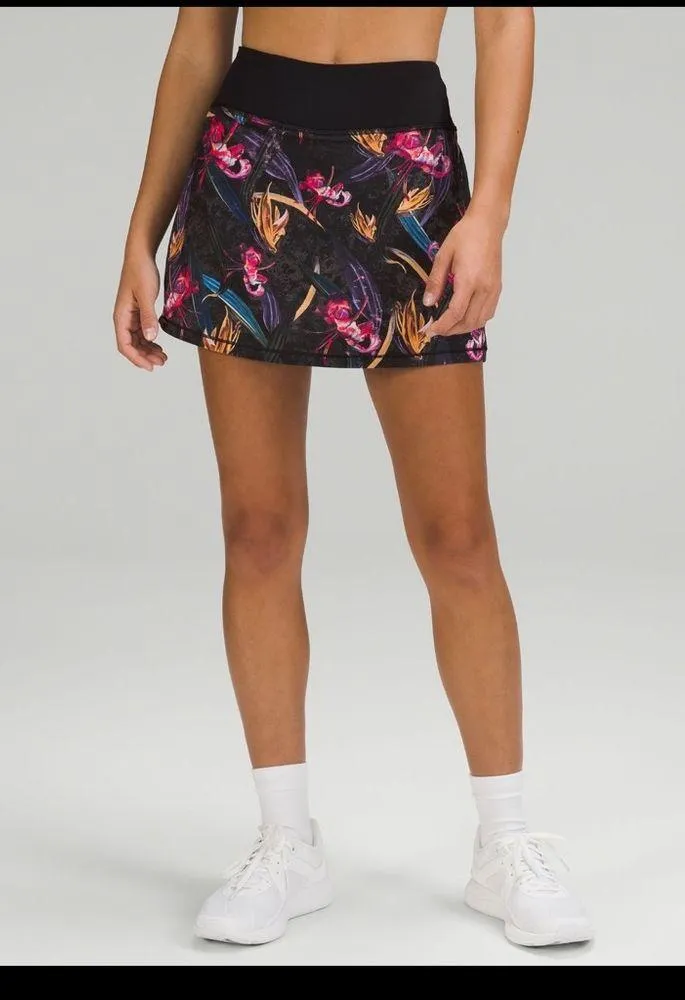 NWT Lululemon Pace Rival Mid-Rise Skirt *Long /Size 4 / color : VFBM - Image 3