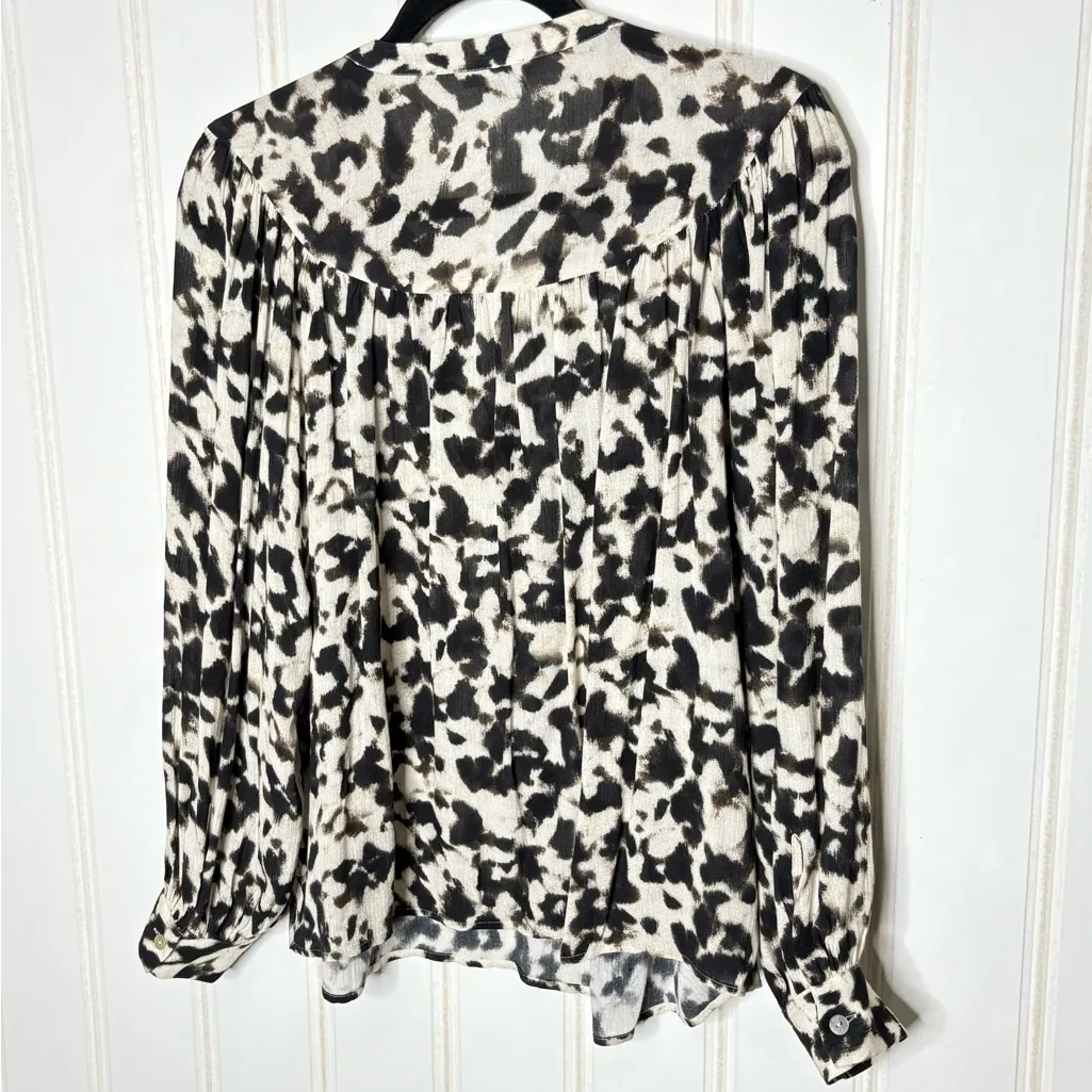Rails  Fable Top in Blurred Cheetah 793 - Image 5