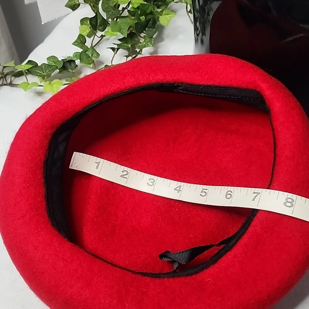 Red French Style Beret Hat Adjustable NWT - Image 7