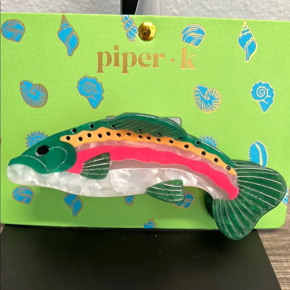 Piper K Fish Hair Clip 🐠 - Image 2