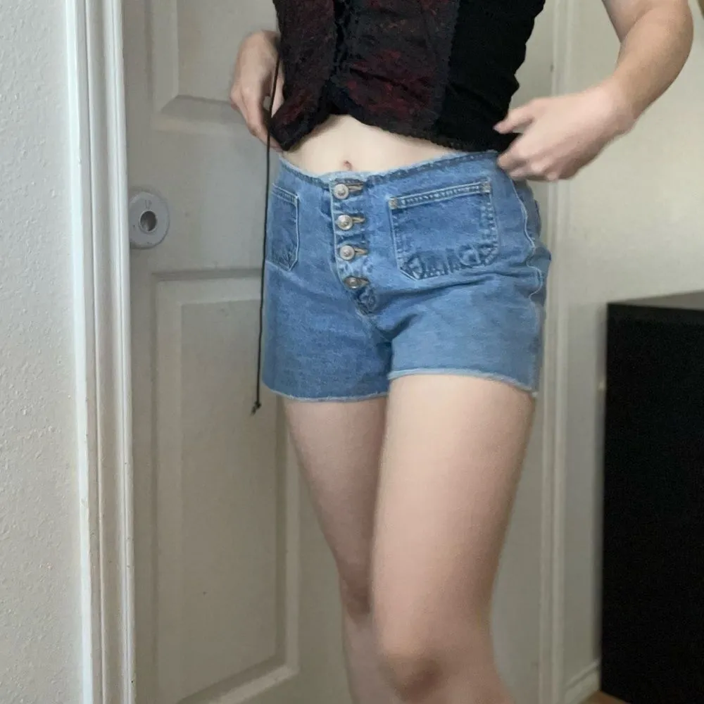 Vintage Y2K Boho Button Fly Denim Shorts Thin Waist Midrise Pockets Raw Hem Sz 6 Blue - Image 6