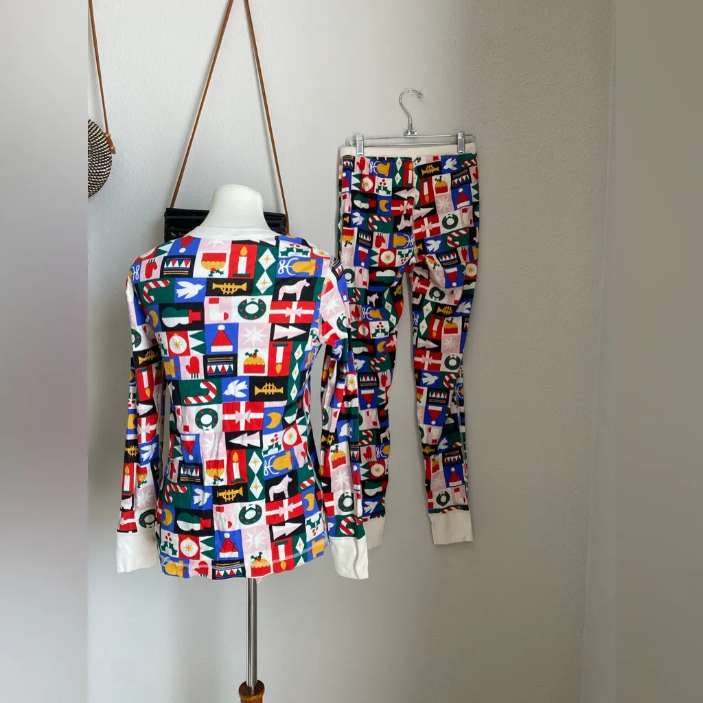 Hanna Andersson Christmas Holiday Wreath Candy Cane Pajamas, Size S/M Blue Size M - Image 3