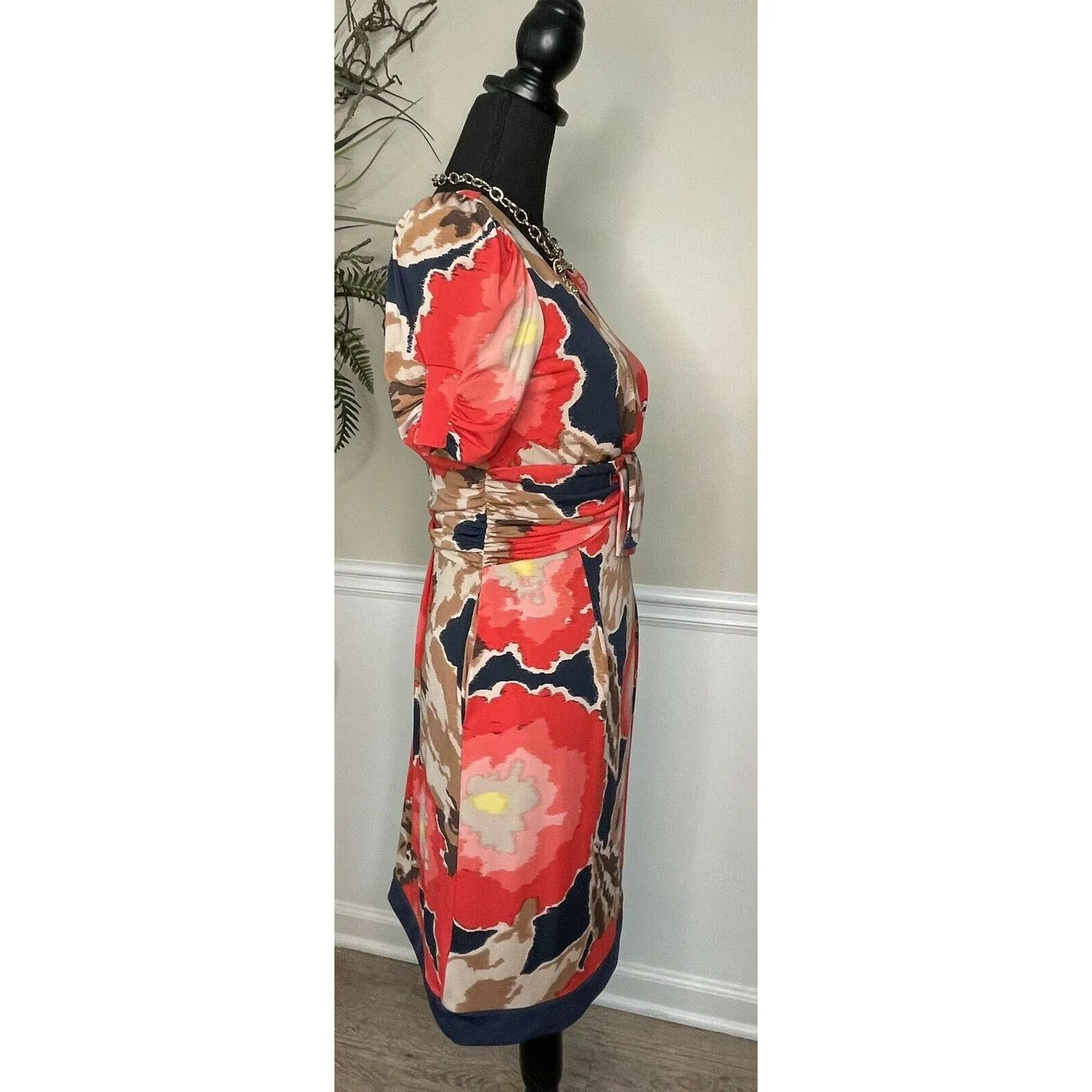 Max And Cleo Floral Dress Size Medium - Image 6