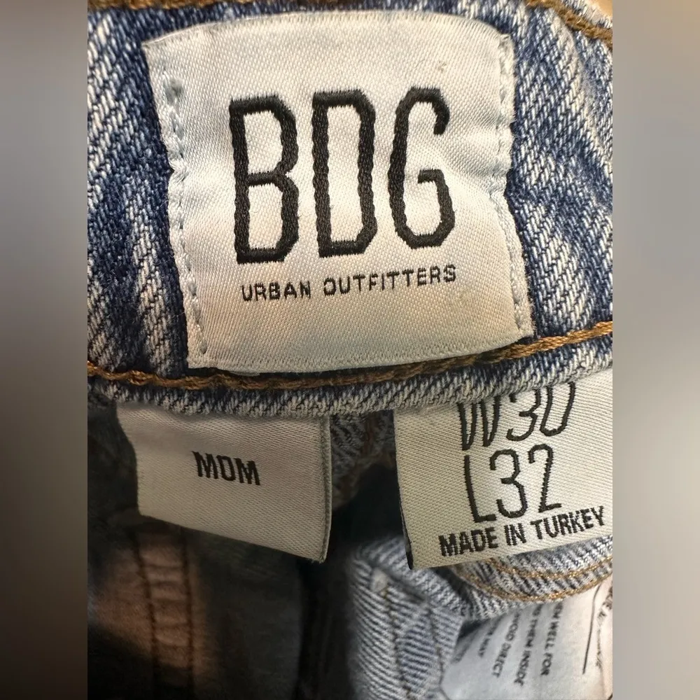 BDG Urban Outfitters Mom Jeans W/ Unique Pinstripe Seams Women’s Size 30 - Image 7