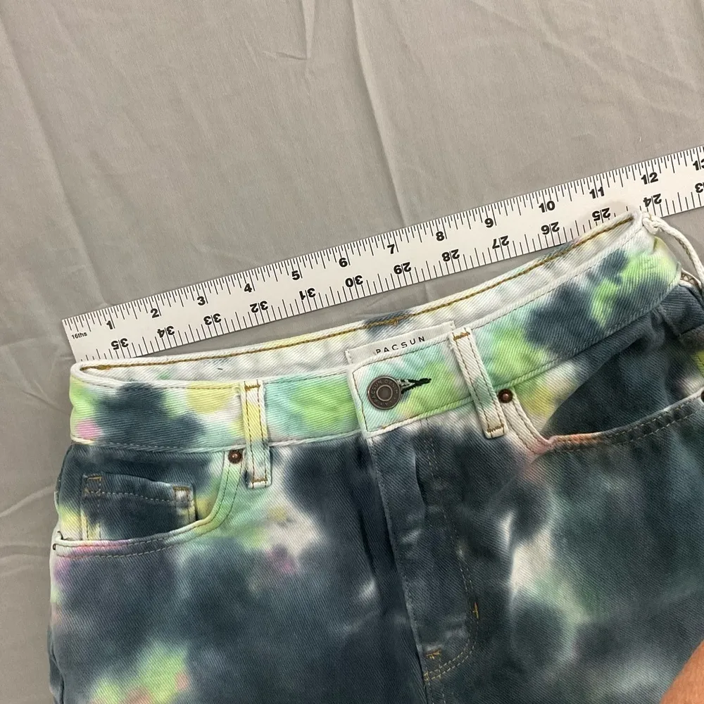 PacSun Shorts Womens 24 High‎ Rise Festival Tie Dye Denim Blue Green Cut Offs - Image 5