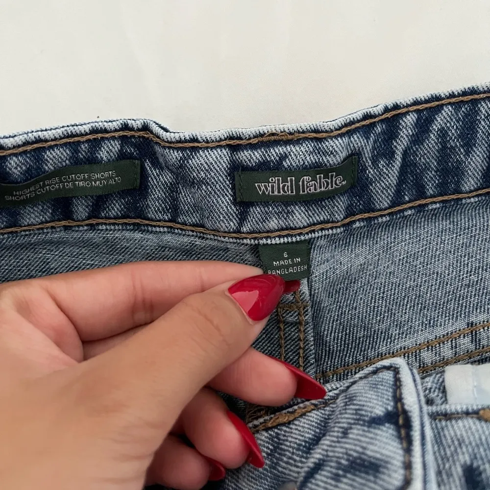 Wild Fable high rise cut off denim shorts
Size 6 - Image 2