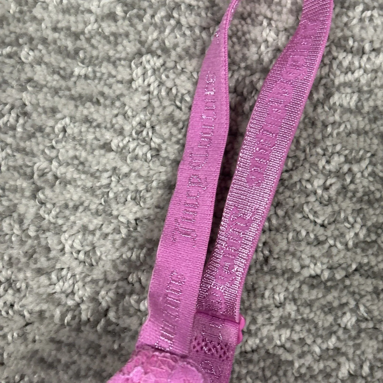 Juicy Couture Push Up Bra Womens 36B Pink Lacy Sexy Padded Adjustable - Image 2