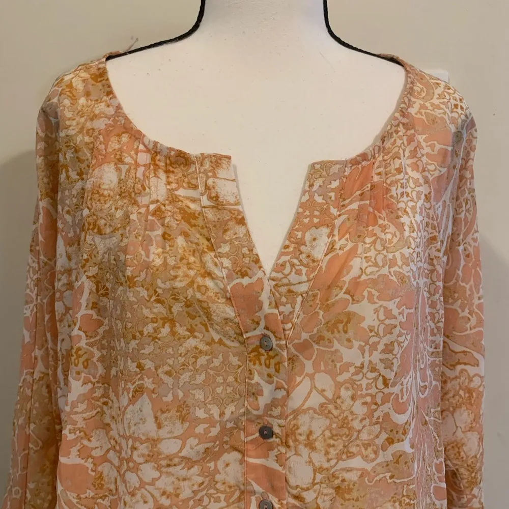Forever 21 | contemporary floral print front tie top size large - Image 10