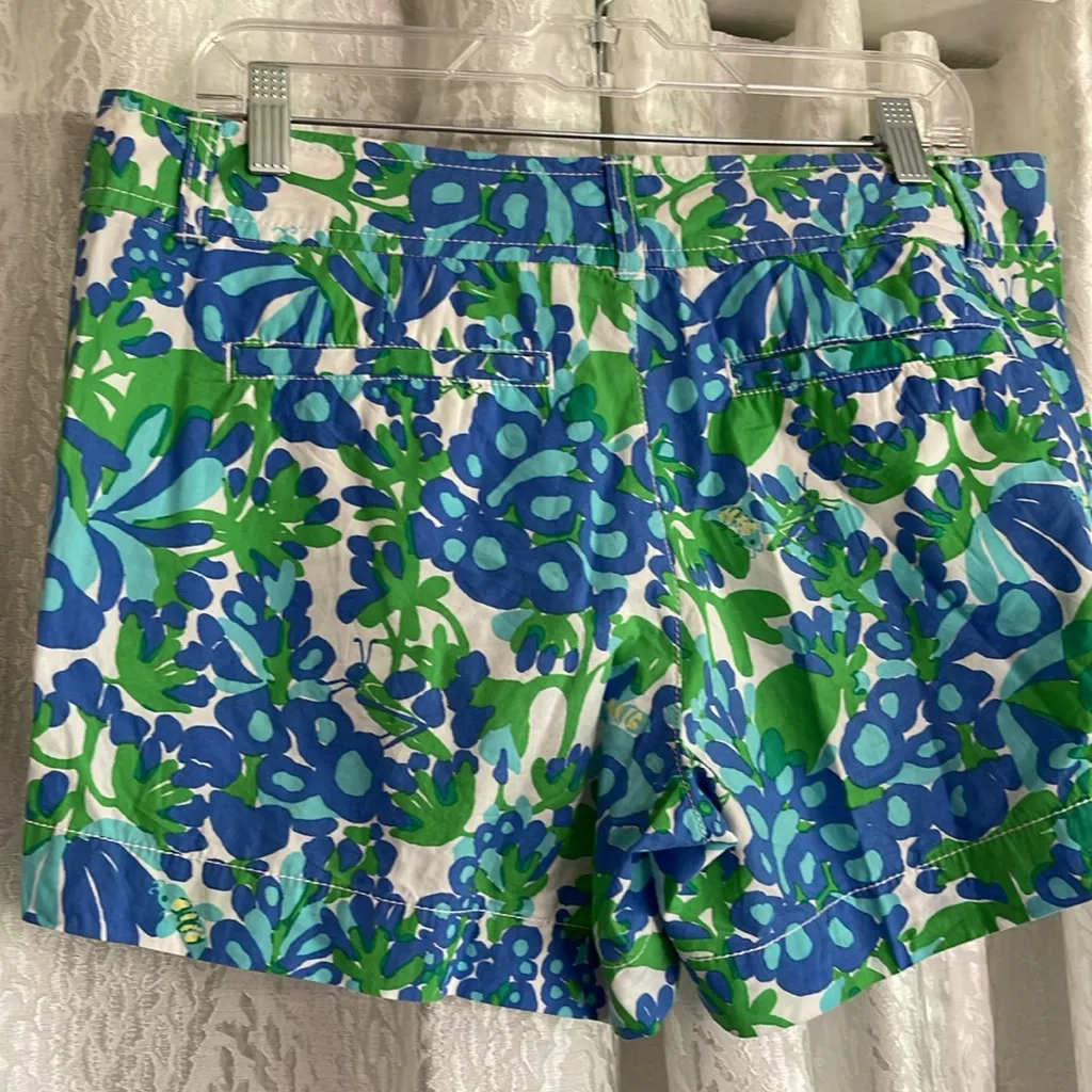 Lilly Pulitzer Shorts Callahan Shorts size 10 Bee in Your Bonnet Print - Image 4
