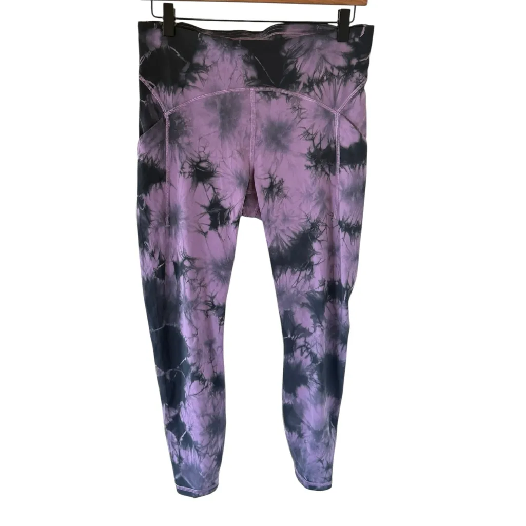 Lululemon Power Thru Tight in Over Tie Dye Wisteria Purple Graphite Grey - Image 5