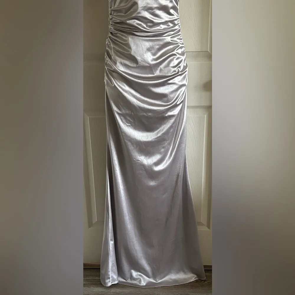 Womens Strapless Metallic Gown Dress Stretch Satin Platinum Silver Sz 4 - Image 7