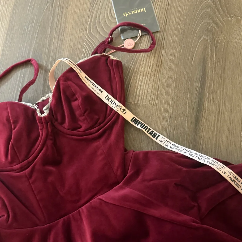 NWT House of CB Minimoiselle burgundy velvet tulle mini dress-  longer length - Image 10