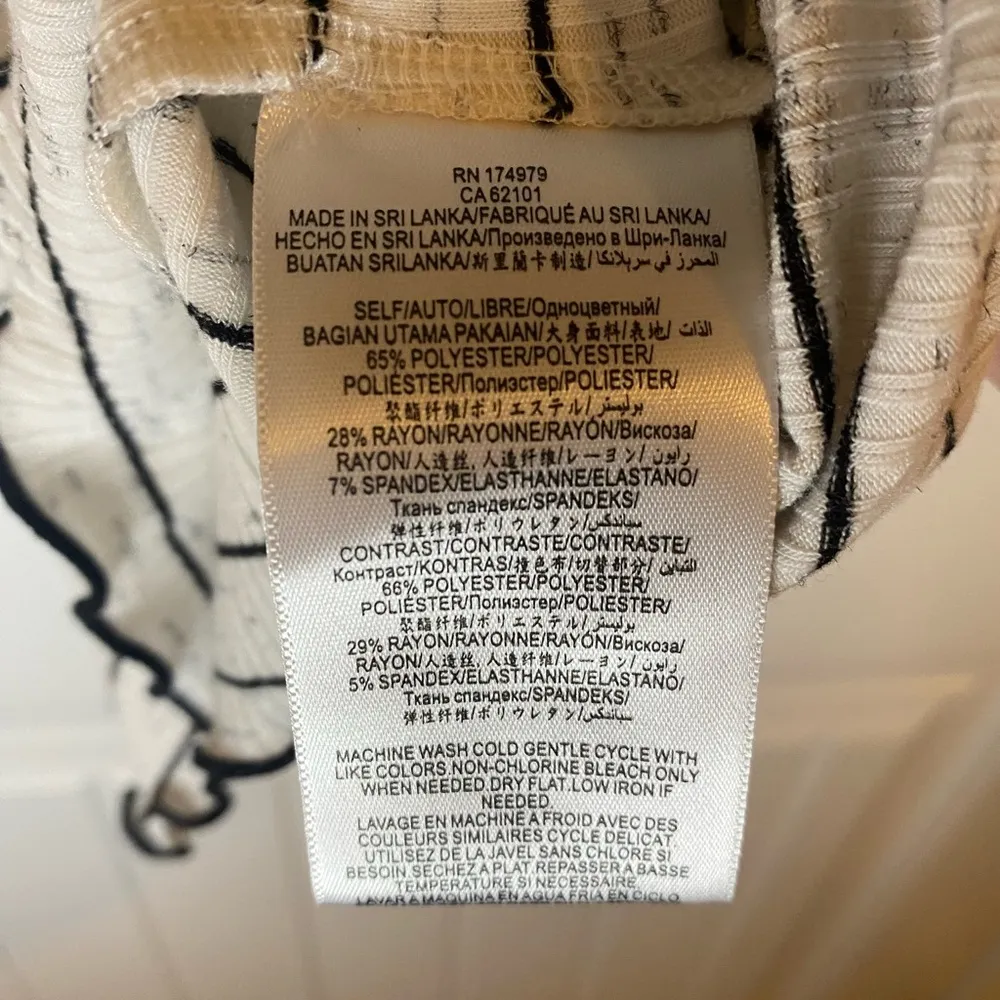 BCBG striped crop top with ruffle detail - Image 6