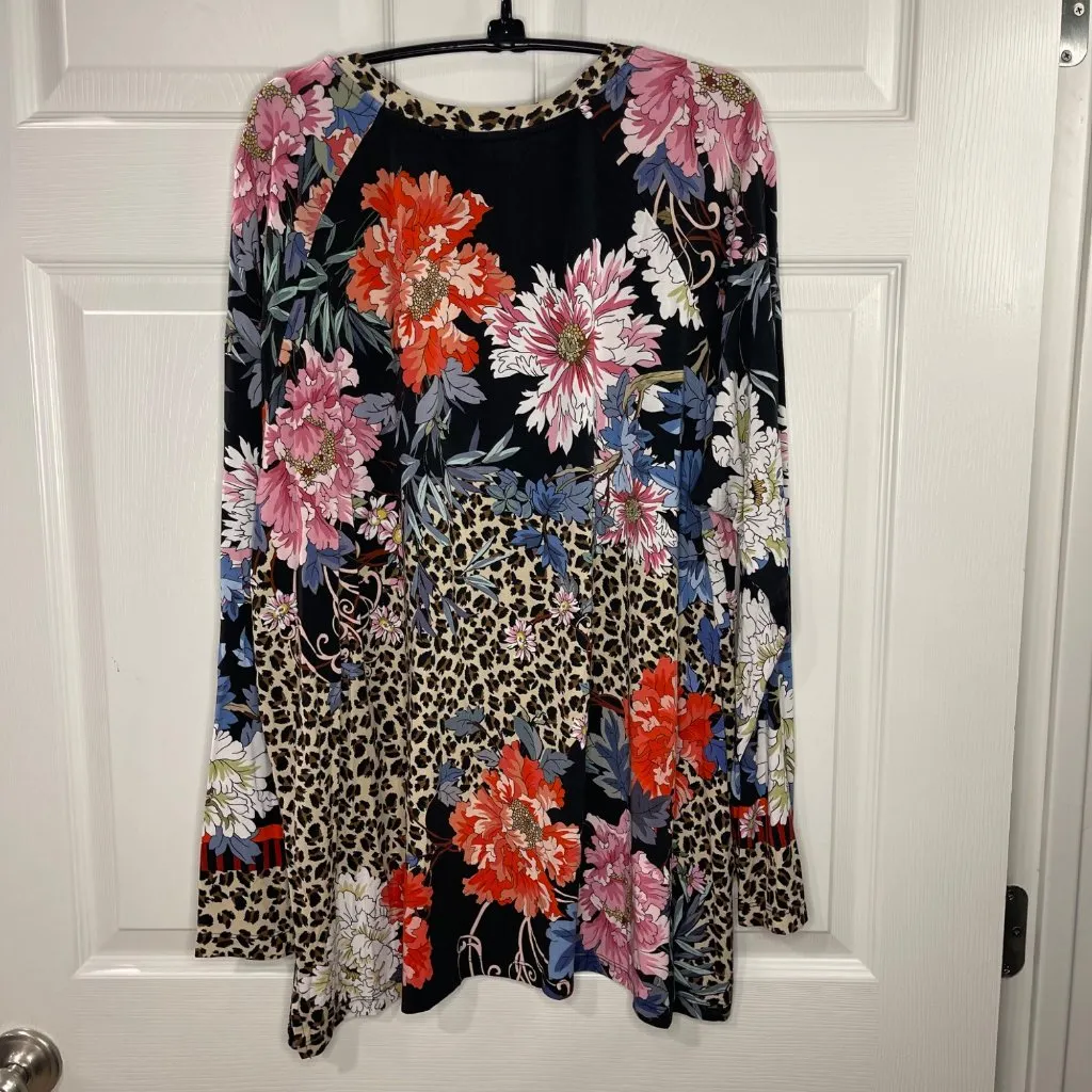 Johnny Was Ontari Top Women's Plus Size‎ 2X Slim Raglan Sleeve T-Shirt Leopard - Image 5