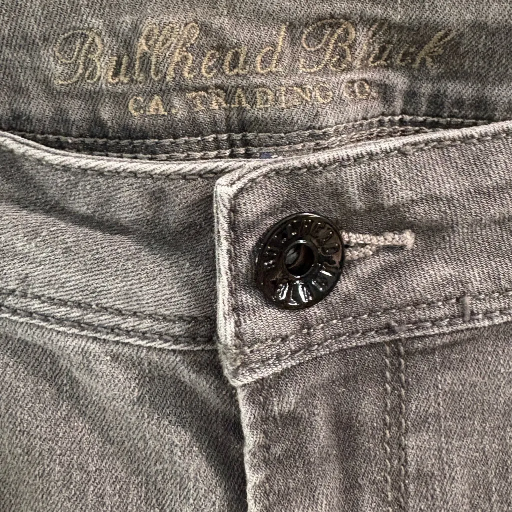 Bullhead‎ Gray Skinny Jeans with Embroidery - Image 4