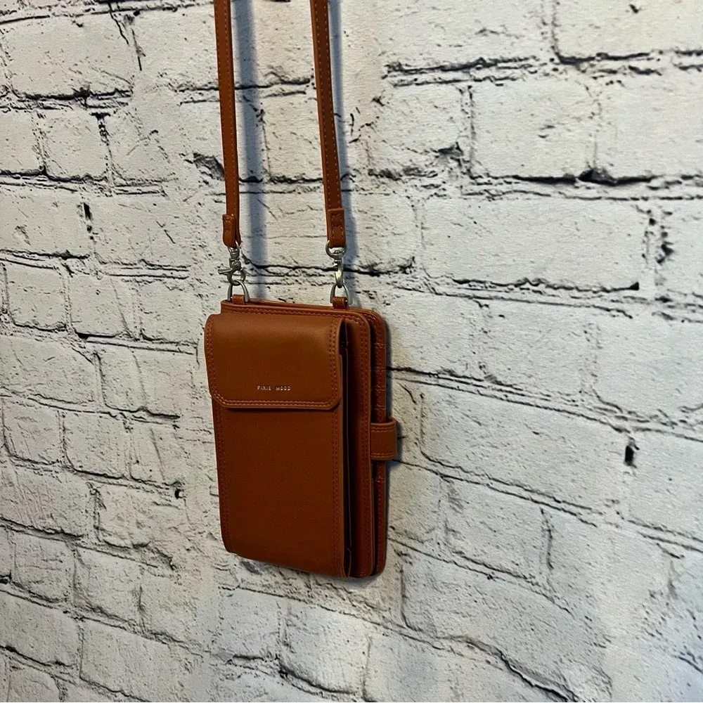 Pixie‎ Mood Rae Crossbody Vegan Leather Camel Cognac Color Bag - Image 4