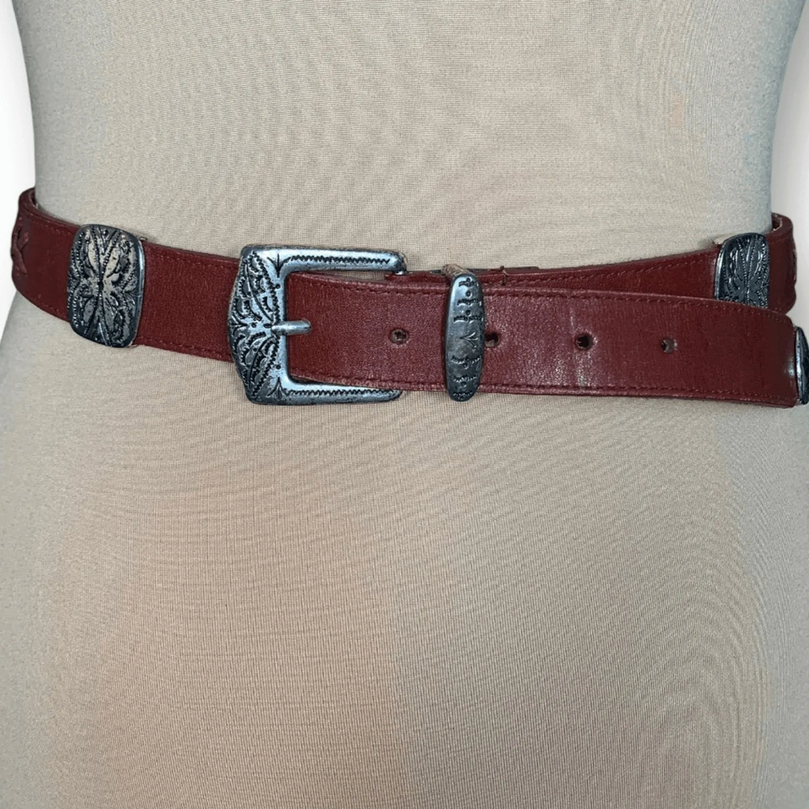 Vintage Latigo Full Grain Leather Belt Concho Accents Western Tooled Silver - Image 4