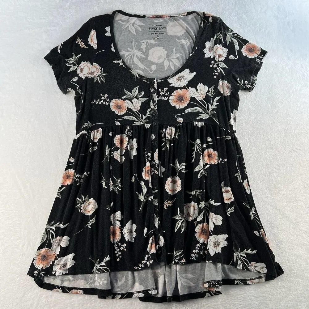 Torrid Plus 0 0X Babydoll Super Soft Button Front Short Sleeve Top Floral Print - Image 5