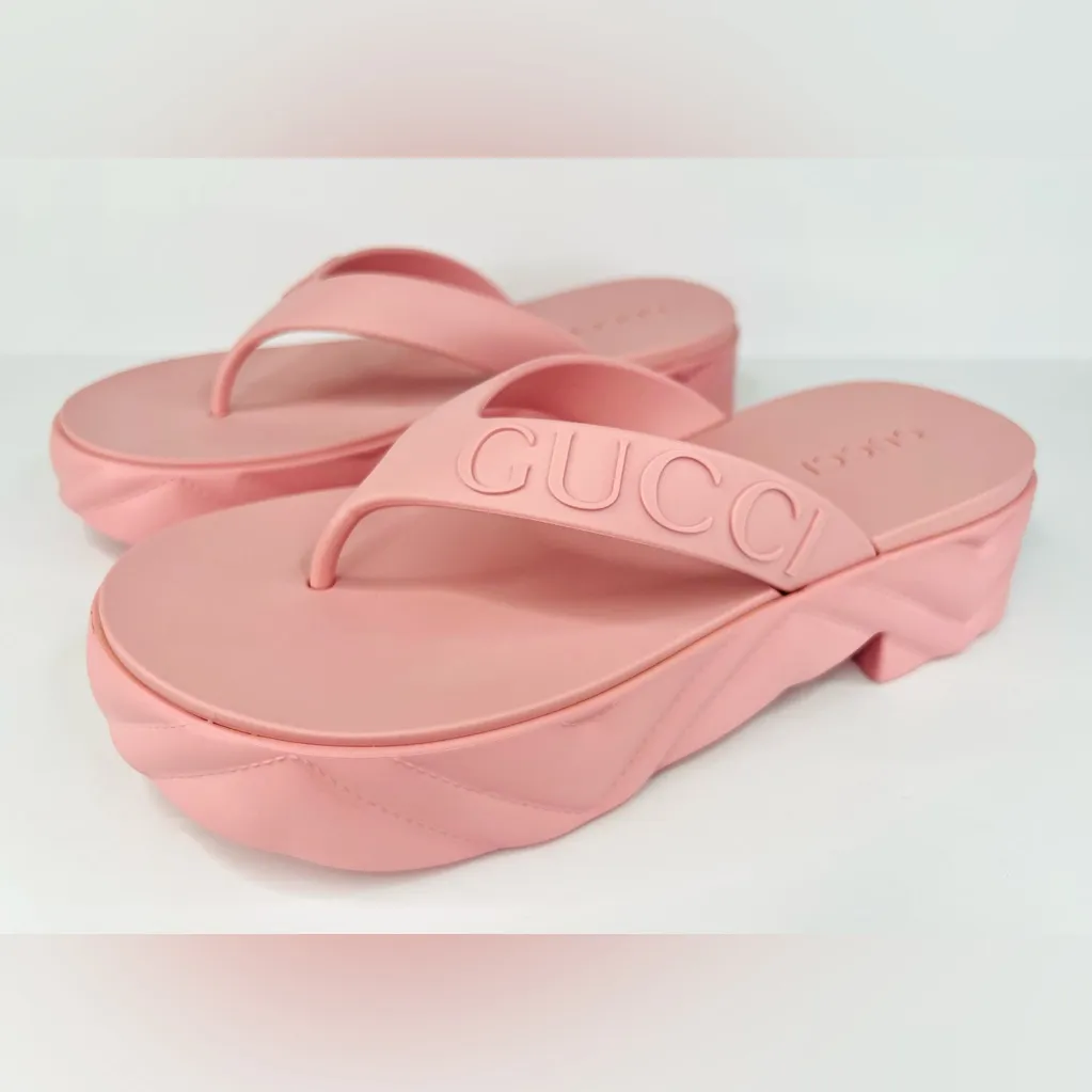 Gucci Platform Thong Pink Rubber Women Logo Chevron Comfort Sandals Size EU 39 - Image 11