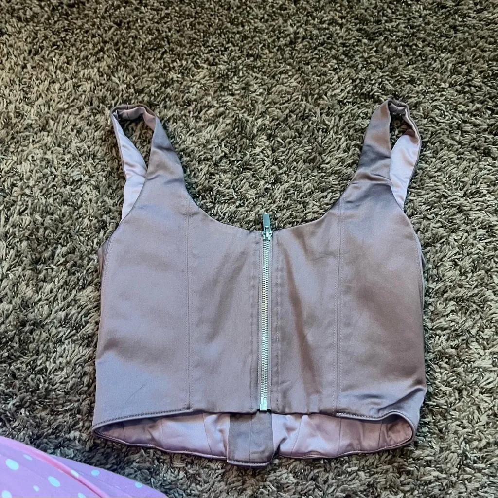 Babaton Satin Lavender Tank Top - Image 2