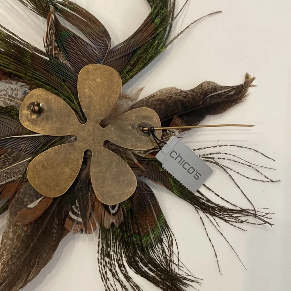 Chico's  Large Wild Peacock Feather Pin/Brooch Beaded Rhinestone Metal Fastener - Image 7