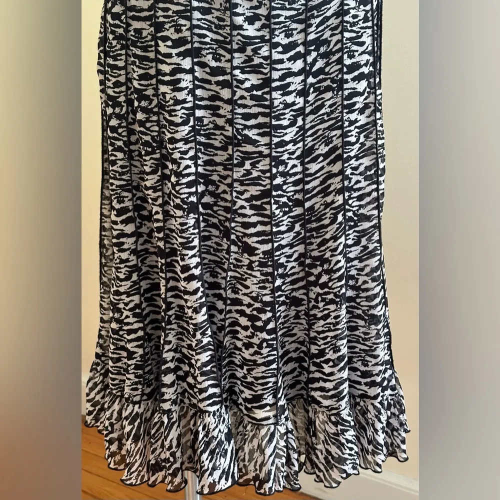 Jones New York Black & White Sheer Animal Print Pleated. With Slip Dress Sz 16W - Image 3