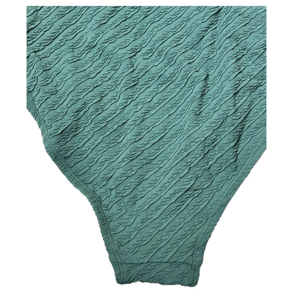 Cupshe Ruched Push-Up Tummy Control One-Piece - Image 9