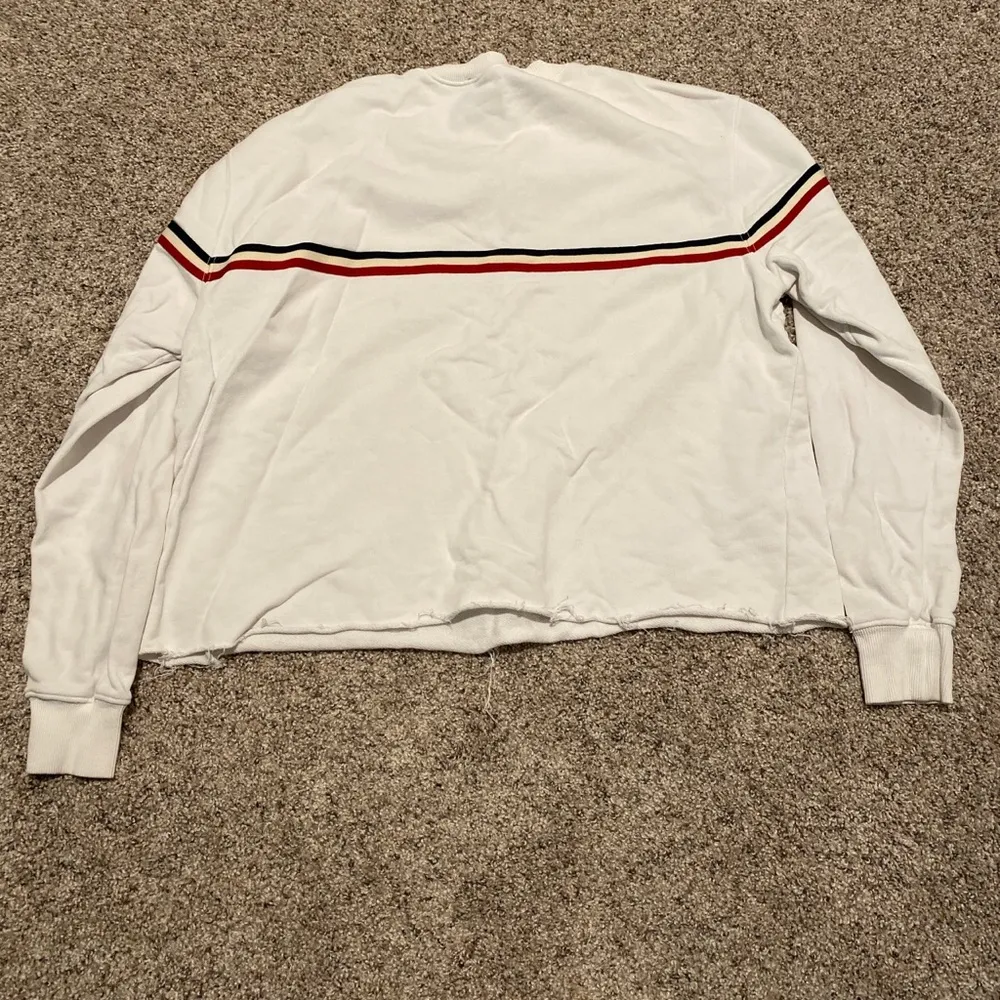 Brandy Melville  sweatshirt - Image 2