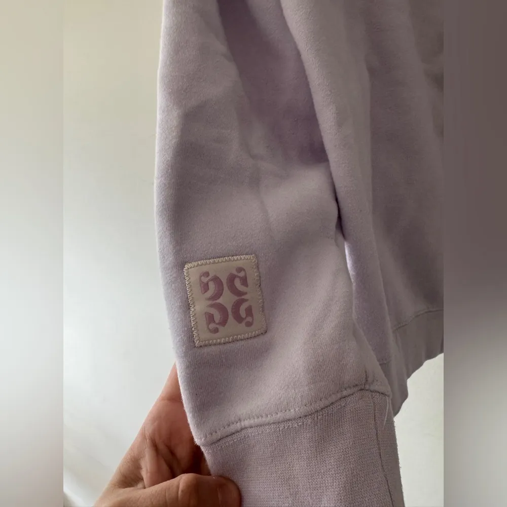 Glossier x Olivia Rodrigo Limited Edition Purple Lilac Hoodie Sweatshirt - Image 6