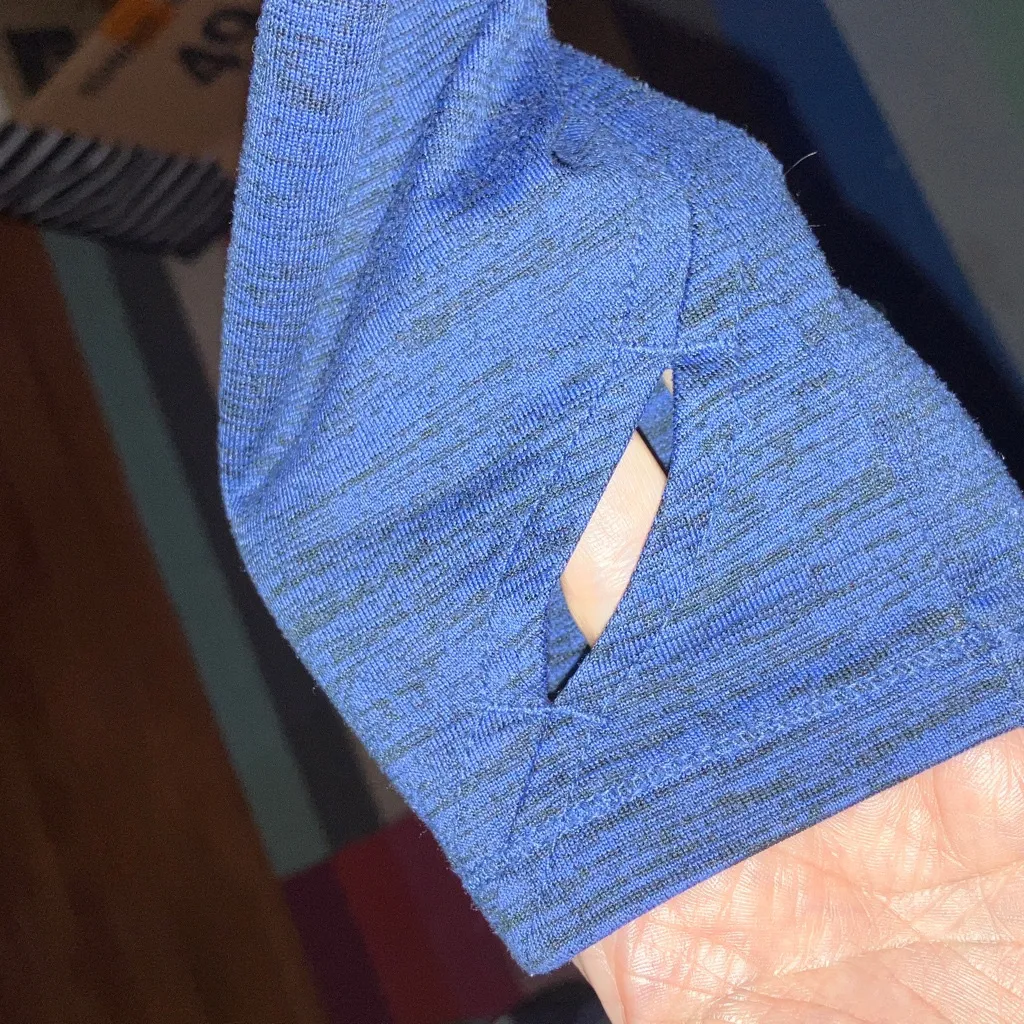 🎉 4 for$20 ClimateRight by CuddlDuds Stretch Fleece Long Sleeve Crew Neck, Small - Image 4