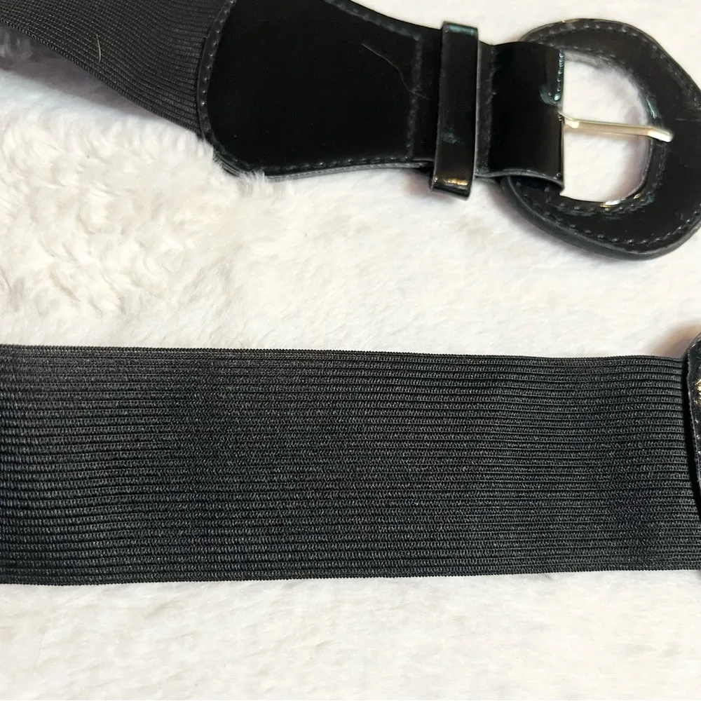 Vintage Faux Patent Leather Black Stretch Belt - Image 5