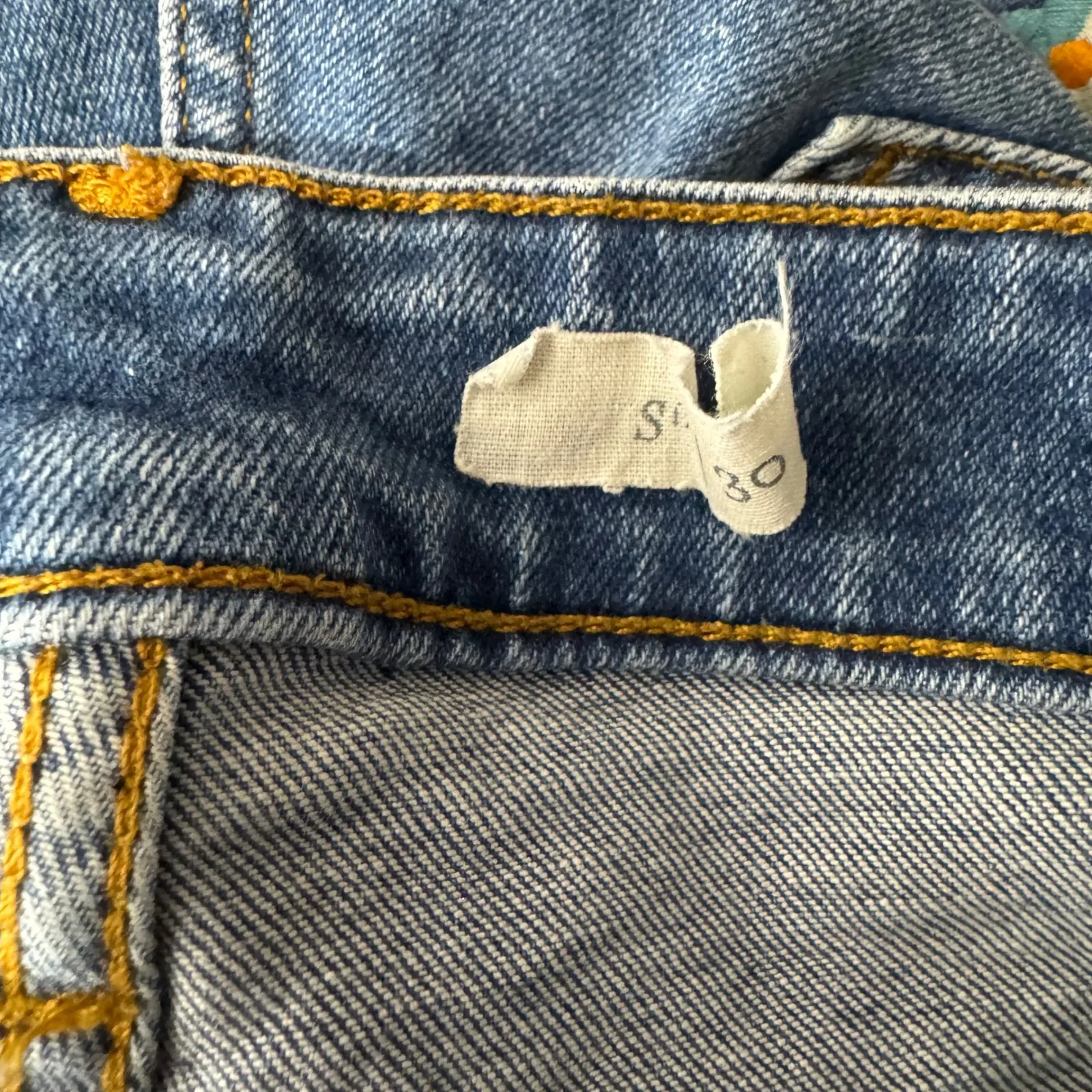 Anthropologie Pilcro and Letterpress Embroidered Floral Boyfriend Jeans Sz 30 - Image 3