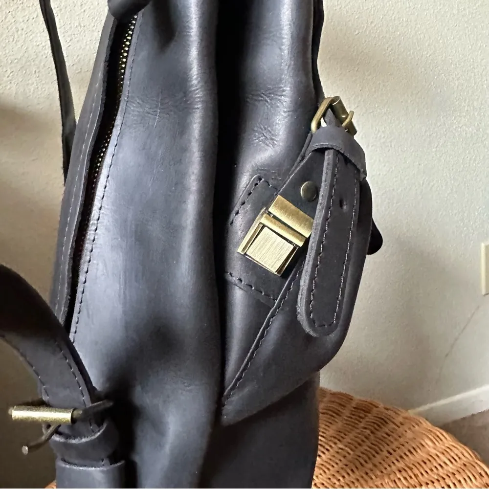 Minimalist Black Leather Backpack - Image 3