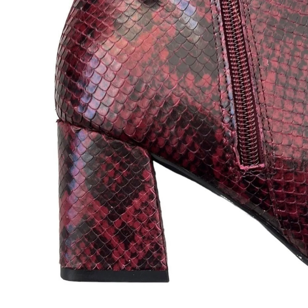 Kate Spade EUC  Leather Ankle Boots - Image 5