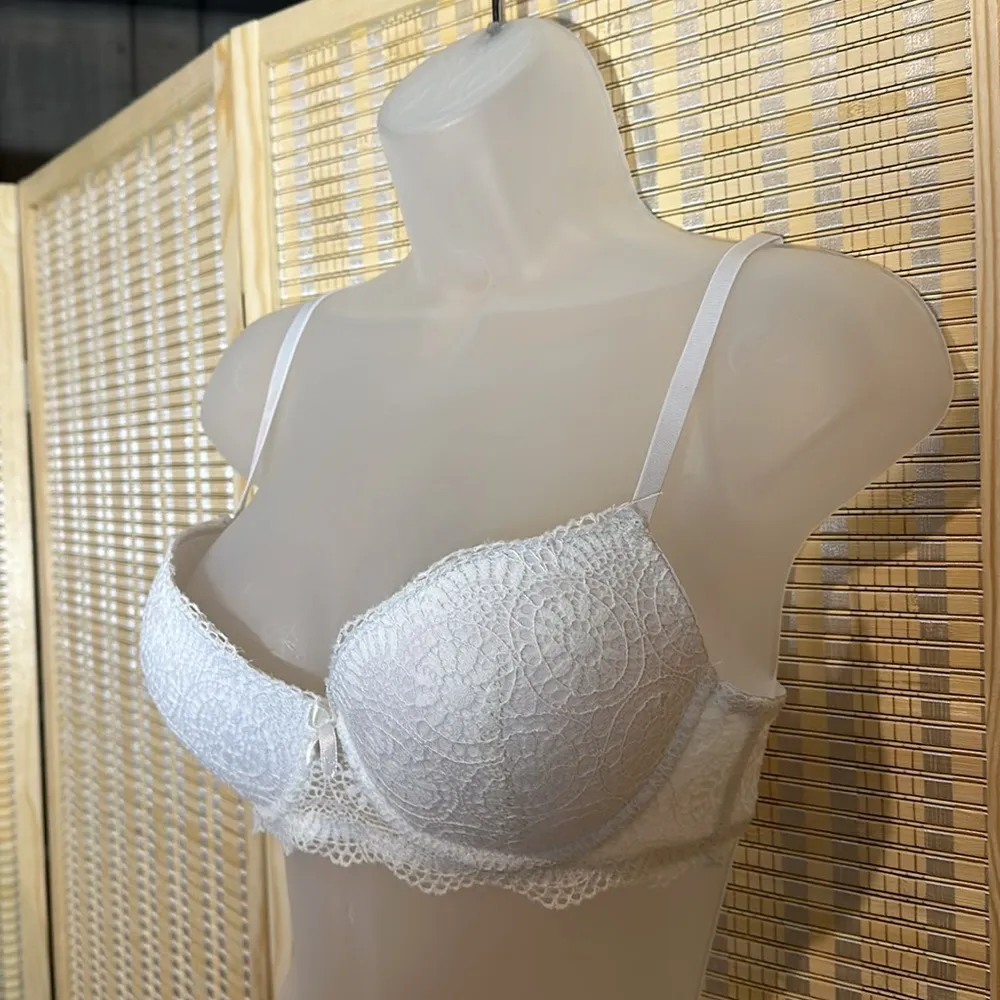 Rene Rofe Lingerie White Lace Overlay Padded Underwire Push Up Bra 36C Size undefined - Image 4