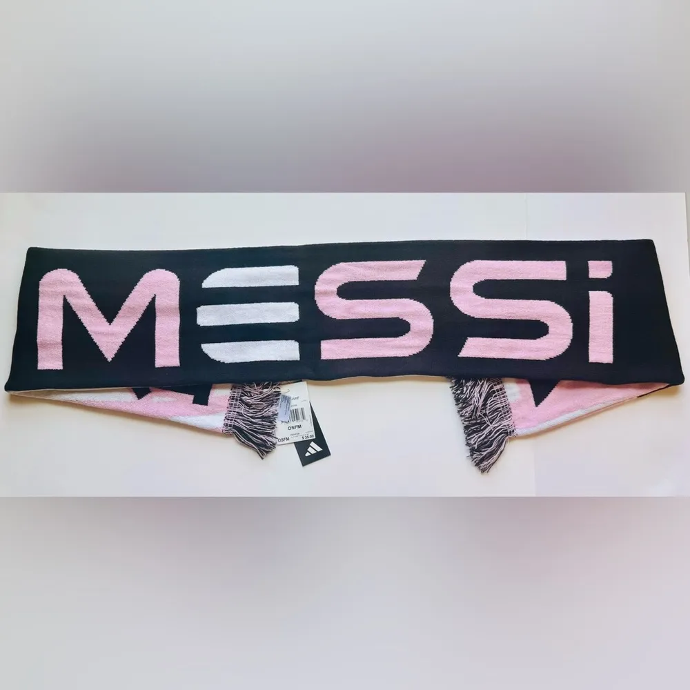 Adidas Messi Miami Reversible Pink and Black Cozy Scarf OSFM NWT - Image 11