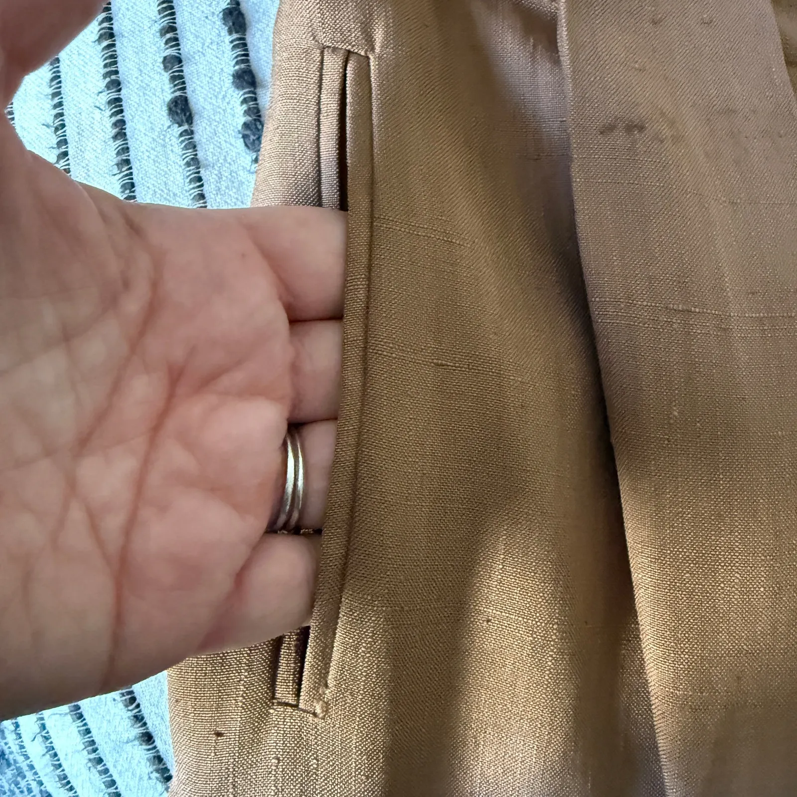 1950s Vintage NEIMAN MARCUS | Dupioni Silk Light Brown Tulip Skirt  | Size 2 - Image 10