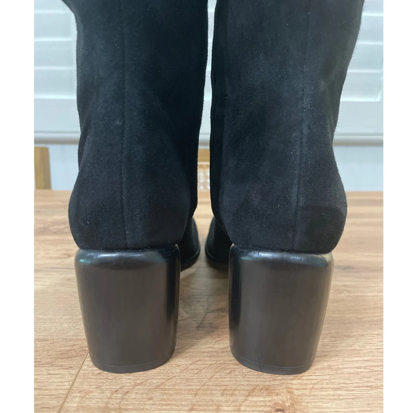 Vince Maggie Knee High Boots Black Suede Size 8 NWOB Riding Boots Round Toe - Image 9