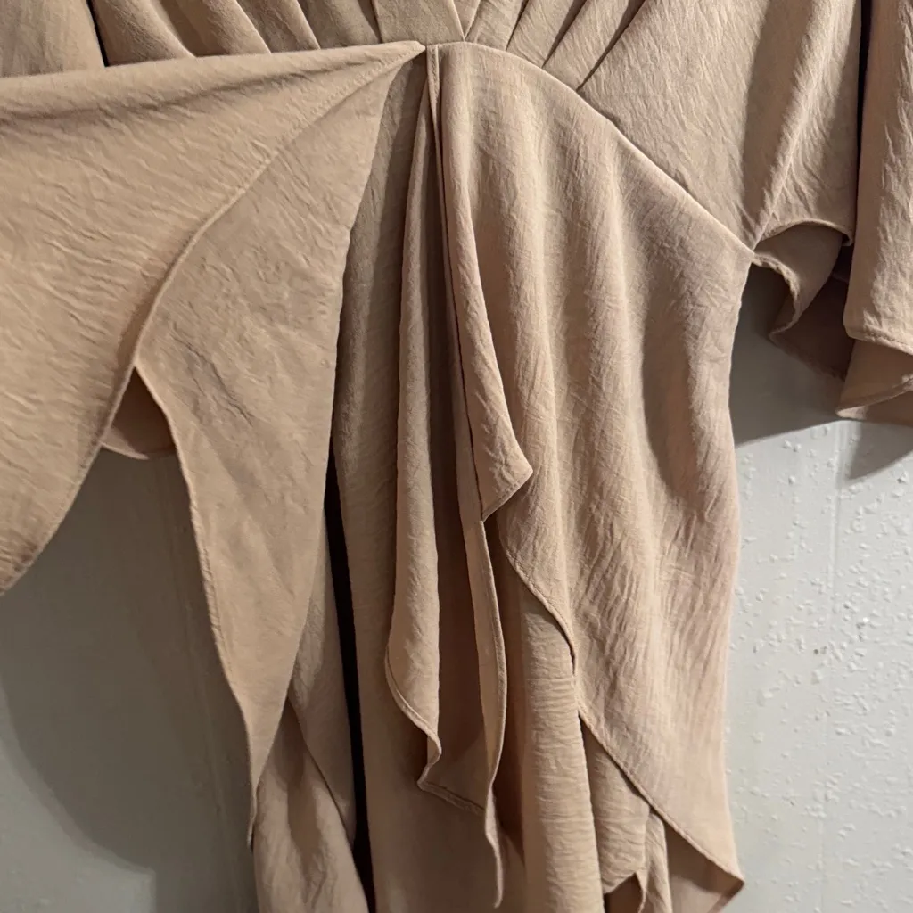 Beige Draped V - Image 4