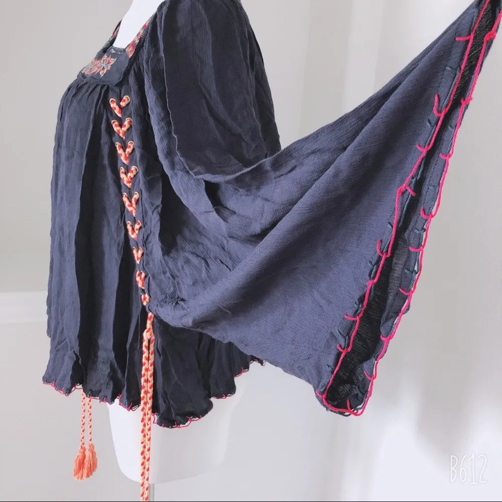 Rocks & Indigo Boho Top Embroidered Tassels Peacoat Navy Size L NEW - Image 4