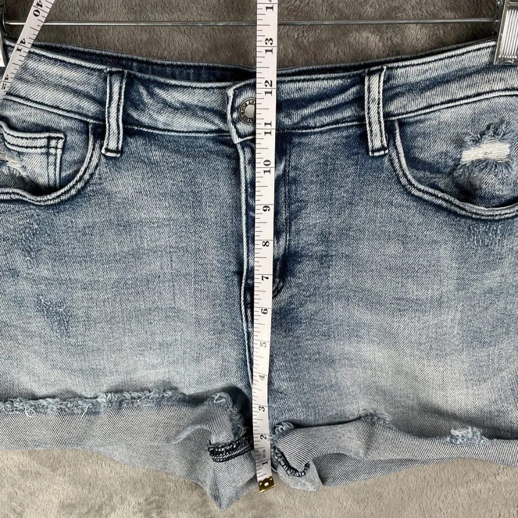 Judy Blue High Rise Cutoff Shorts Women’s L Distressed Light Wash Frayed Hem Y2K - Image 4