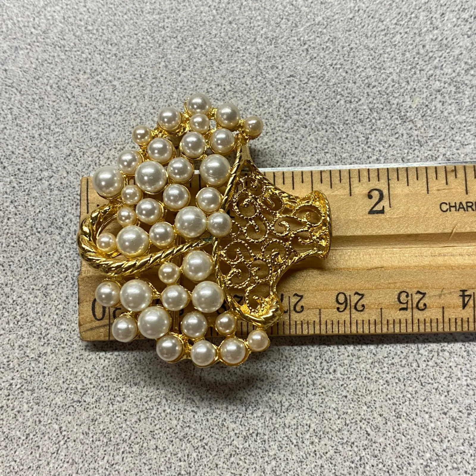 Elegant Vintage Gold Tone Filigree Faux Pearl Basket Statement Brooch Pin - Image 3