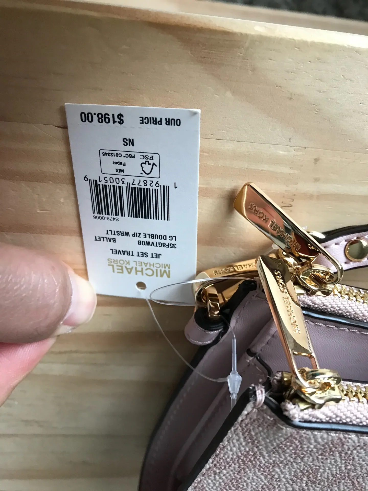 Michael Kors Wallet - Image 4