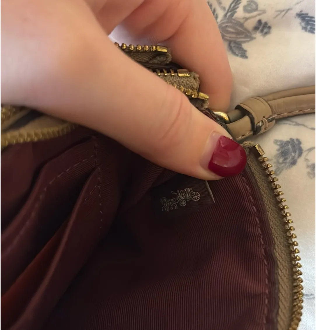 Coach  Wristlet - Image 5
